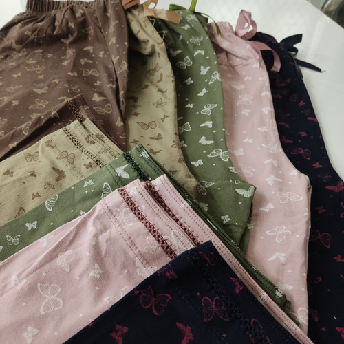 شلوارک زنانه نخی راحتی طرح پروانه